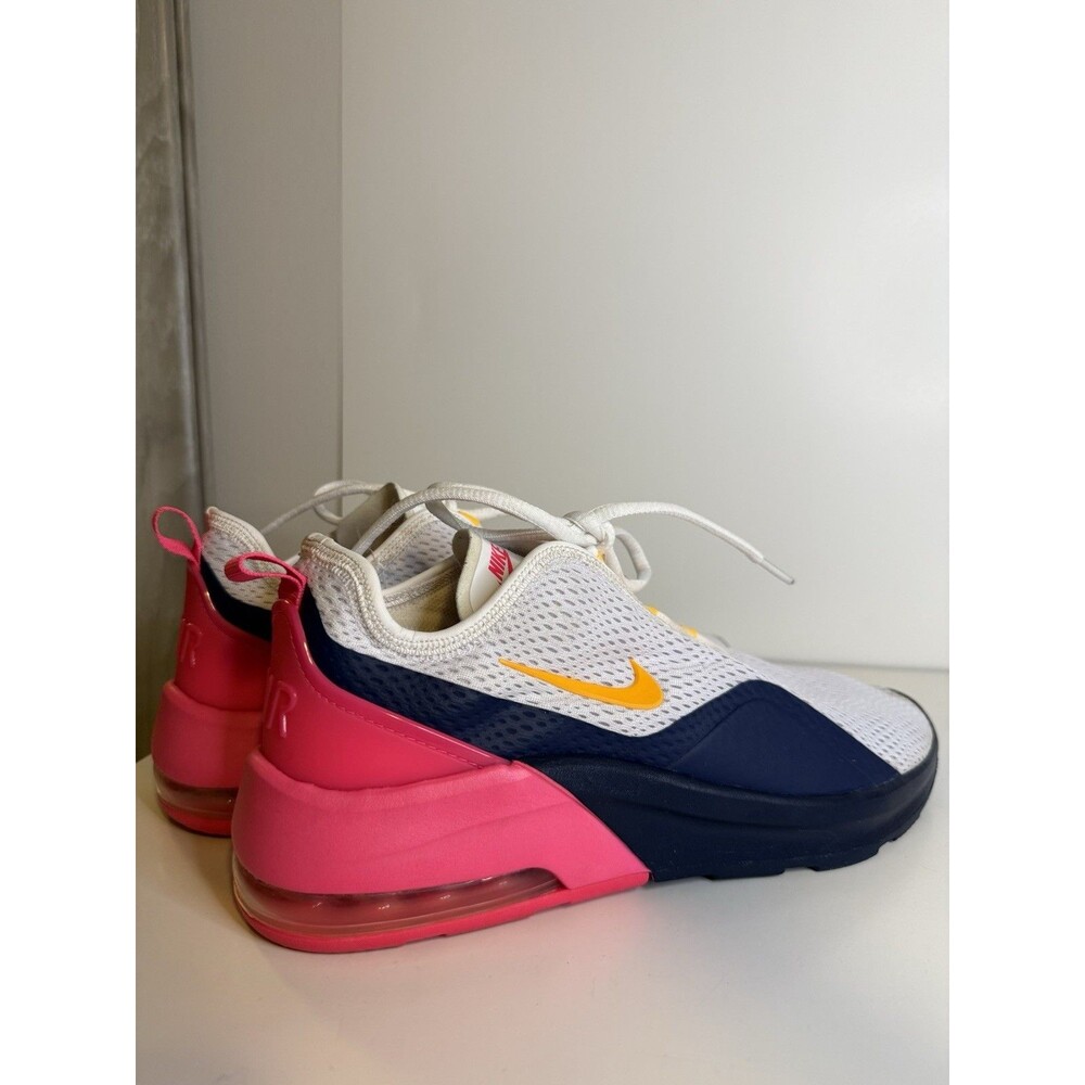 Size 9.5 - Nike Air Max Motion 2 White Navy Pink W